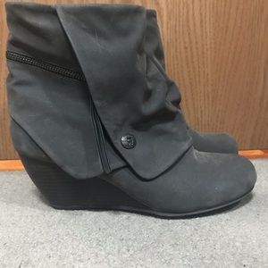 8.5 grey ankle boots